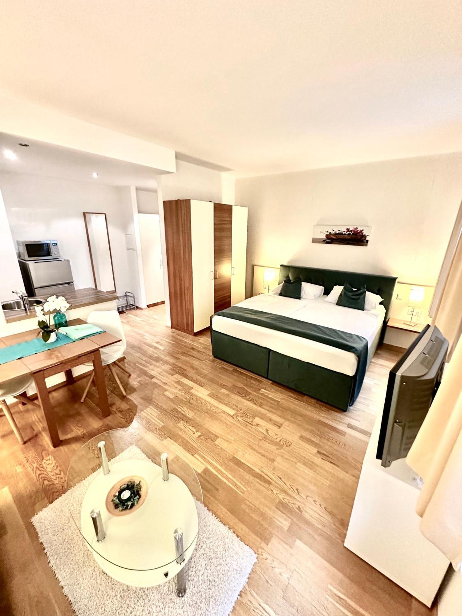 Home Sweet Apartments - A Cozy Welcome Виена Екстериор снимка